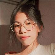 Tengo 17 años y soy una persona dinámica, me considero simpática, creativa y sociable. Me gustaría dar clases a niños que cursen preescolar o primaria